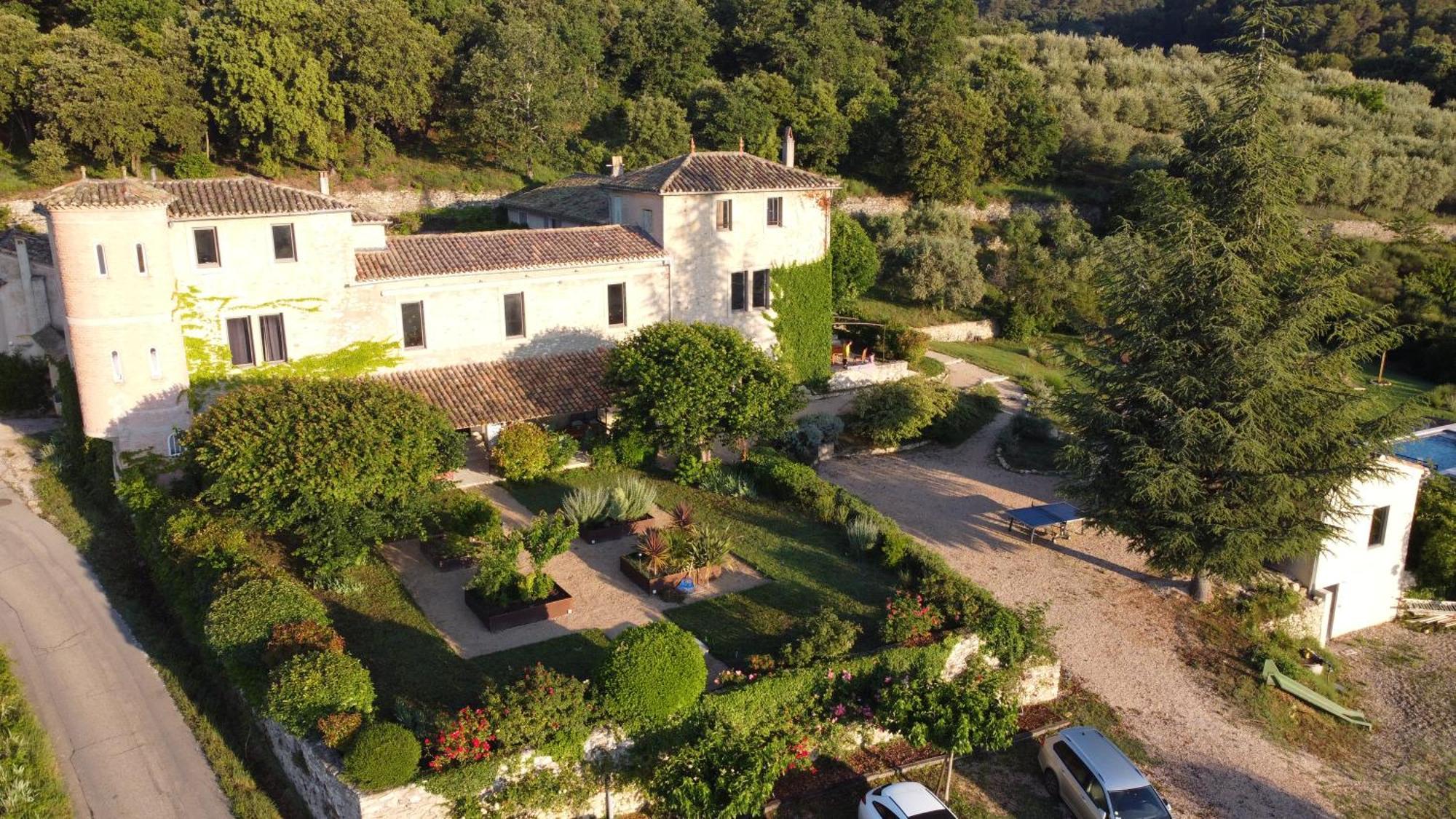 Ermitage Crestet Εξωτερικό φωτογραφία